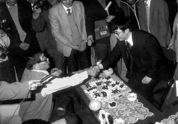 必威体育平台 《我与“中日围棋擂台赛”四十年》征文大赛